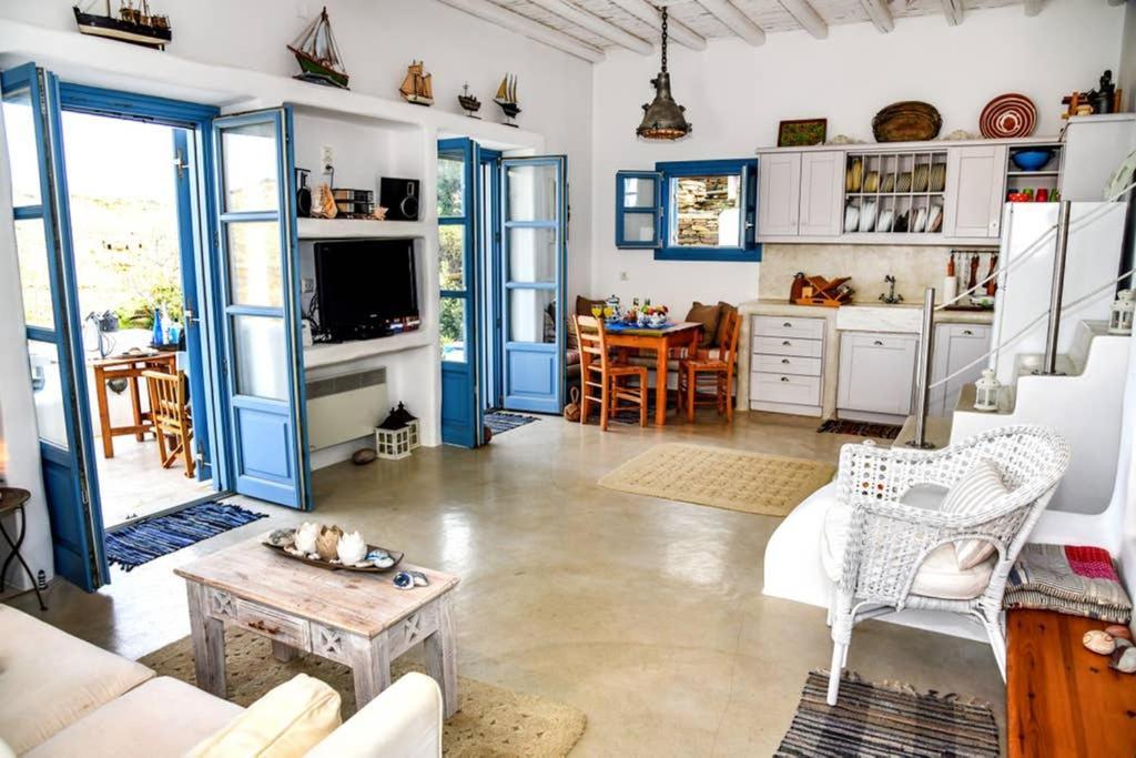 Villa Niloya Kythnos Λουτρά Εξωτερικό φωτογραφία